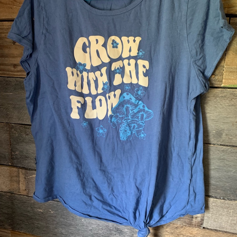 Blue top - Picture 4 of 4